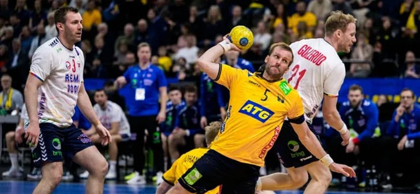 Сборные Швеции и Франции выиграли матчи турнира EHF EURO CUP, которые состоялись в среду